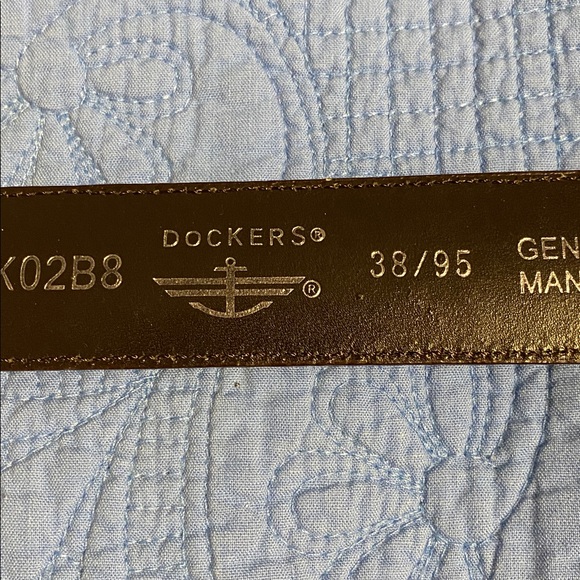 Dockers Brown Leather Belt - Picture 2 of 5